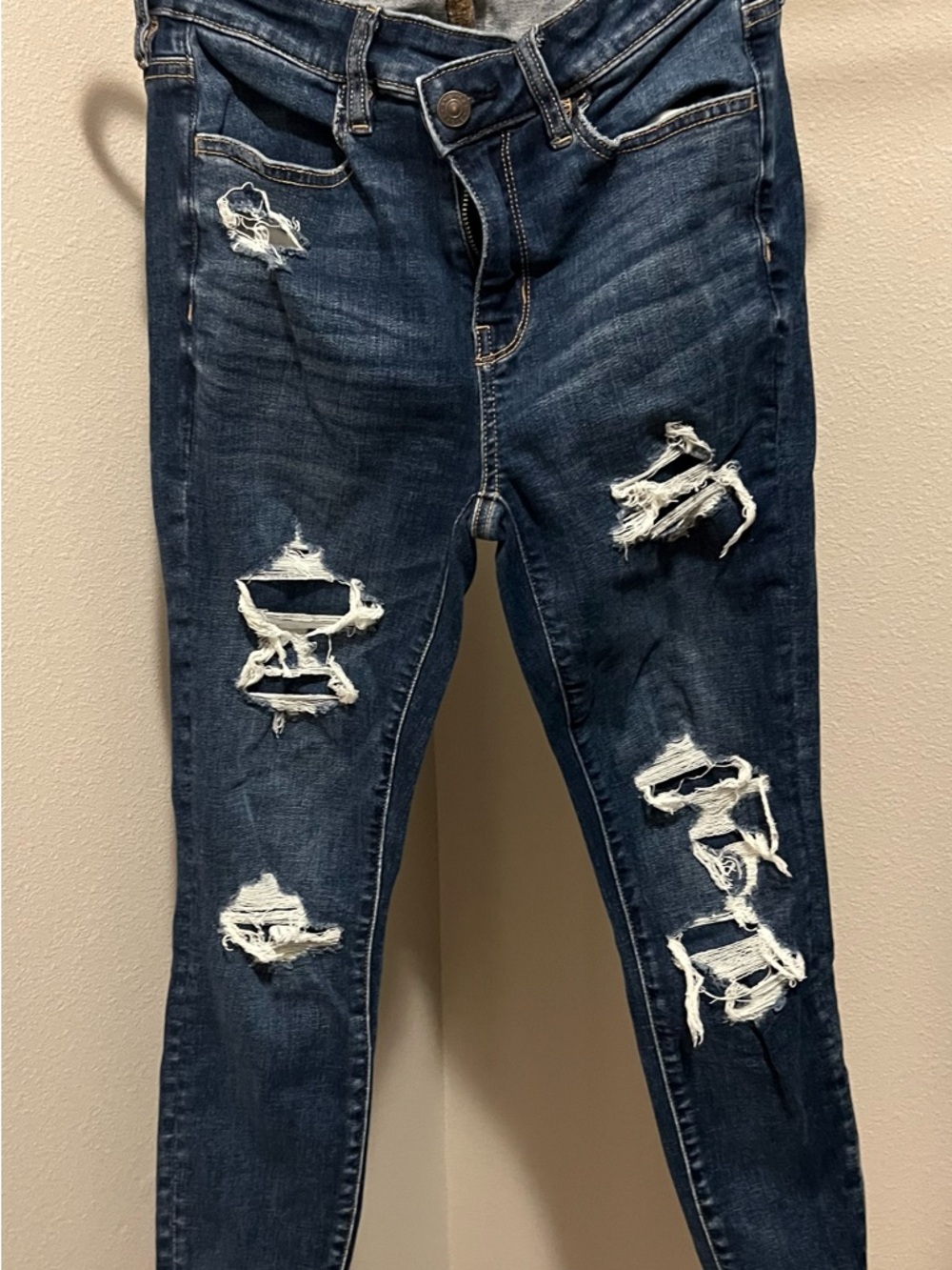 American Eagle Outfitters Dark Blue Distressed Skinny Jeans